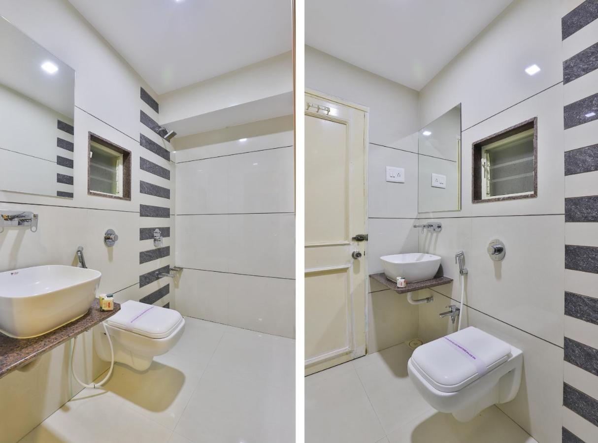 Oyo 17117 Hotel Rainbow Vadodara Exteriör bild