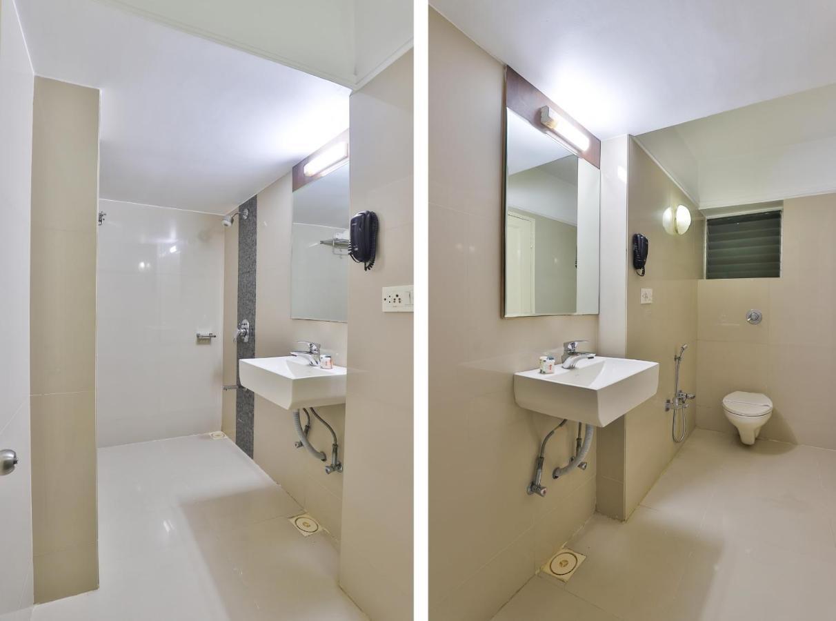 Oyo 17117 Hotel Rainbow Vadodara Exteriör bild